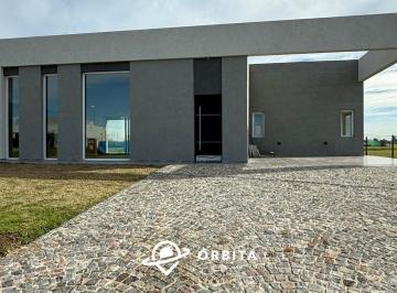 Casa · 142m² · 5 Ambientes · 2 Cocheras · Casa en Venta Barrio, San Simón, Canning, Ezeiza