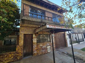 Casa de 4 ambientes, Morón · Casa a Terminar. Moron