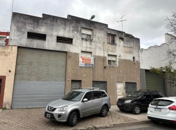 Bodega-Galpón , Parque Avellaneda · Excelente Galpon con Vivienda - Multiples Usos - Retasado