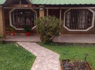 Casa de 3 ambientes, Garupá · Vendo o Permuto Casa Cerca de La Terminal de Crucero del Norte