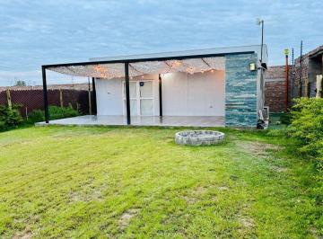 Casa · 40m² · 2 Ambientes · 2 Cocheras · Venta Casa 1 Dormitorio Pileta Colonia Segovia