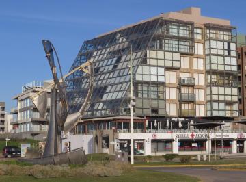 Departamento · 60m² · 1 Dormitorio · 1 Cochera · Departamento en Venta - Frente Al Mar - Centrico - Vista Imponente