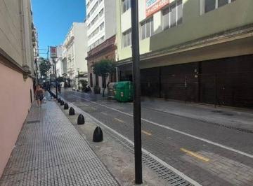 Garage · 12m² · Venta de Cochera en Lugar Estrategico de La Ciudad