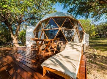 Foto · Hotel Glamping 8 Domos Premium Amboy Cordoba Mas Proyecto de Loteo