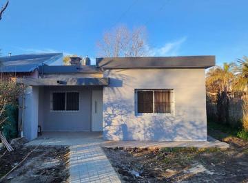 Casa · 80m² · 5 Ambientes · Casa en Venta Funes