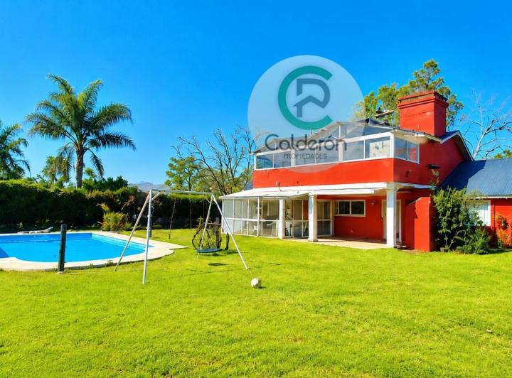 Casa · 160m² · 4 Ambientes · 4 Cocheras