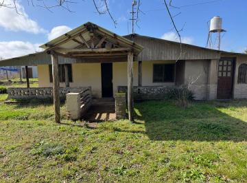 Casa · 200m² · 3 Dormitorios · Vendo Casa Quinta en Concepción del Uruguay, Entre Ríos