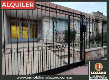 Casa de 5 ambientes, Córdoba · Casa Alquiler 3 Dorm. B° Maipú II