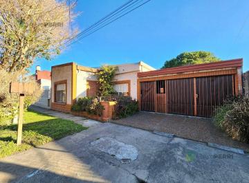 Casa · 120m² · 3 Ambientes · 2 Cocheras · Casa en La Plata