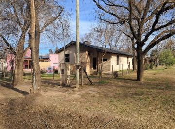 Casa de 4 ambientes, Los Reartes · 2 Cabañas en Venta a 1 Cuadra del Río.