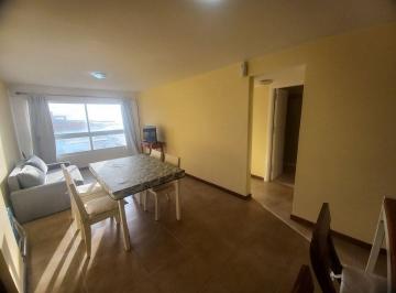 Departamento · 42m² · 2 Ambientes · 1 Cochera · Venta Departamento 2 Ambientes Al Frente/ Cochera