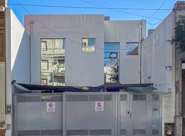 Local comercial · 220m² · 4 Ambientes · 2 Cocheras · Edificio de Oficinas en Venta en Palermo Hollywood Retasado