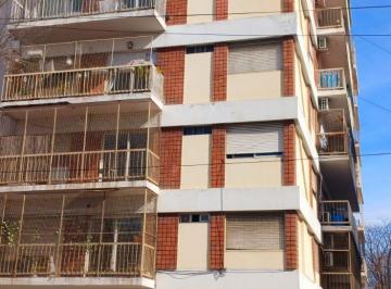 Departamento de 3 ambientes, Parque Centenario · Hermoso Departamento de 3 Ambientes con Balcón y Baulera - Parque Centenario