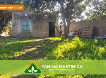 Casa , Carmen de Areco · Lote con Casa a Remodelar en Carmen de Areco