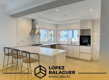 Casa · 160m² · 5 Ambientes · 2 Cocheras · Casa 5 Ambientes de 1 Planta en Barrio El Rebenque Canning