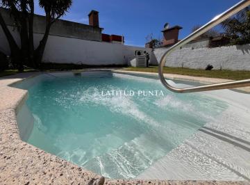 Foto1 · Casa en Mansa, 3 Dorm. Mas Dependencia y Piscina