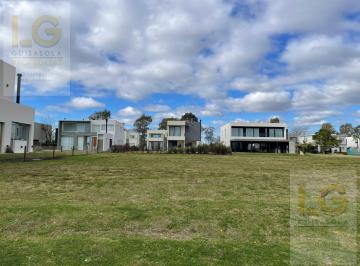 Terreno · 720m² · Lote en Venta en Greenville Polo Resort