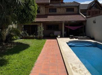 Casa · 280m² · 6 Ambientes · 2 Cocheras · Casa - Tapiales