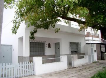 PH · 115m² · 4 Ambientes · 1 Cochera · PH 4 Ambientes con Patio y Cochera - Reciclado