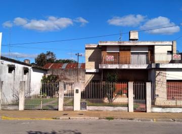Casa · 227m² · 5 Ambientes · Casa en Venta en Florencio Varela