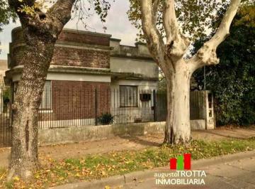 Casa · 450m² · 3 Ambientes · Casa 3 Ambientes en Venta en Florencio Varela