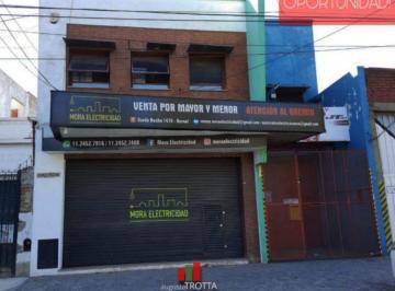 Bodega-Galpón · 600m² · Galpón en Venta en Bernal Oeste