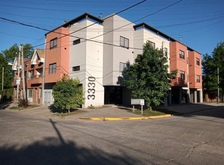 Departamento · 80m² · 4 Ambientes · 1 Cochera