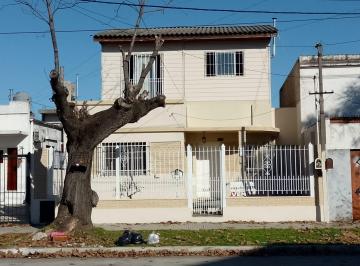 Casa · 124m² · 3 Ambientes · Casa en Quilmes Oeste en Venta