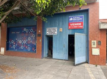 Bodega-Galpón · 300m² · Deposito Galpón Venta de en Mataderos