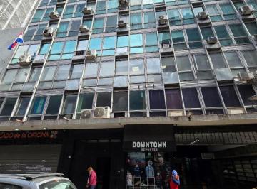 Oficina comercial · 91m² · 6 Ambientes · Oficina con Divisiones Desmontables, Recepciòn, Piso Alto