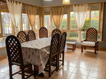 Casa · 124m² · 4 Ambientes · 2 Cocheras · Casa en Punta Mogotes