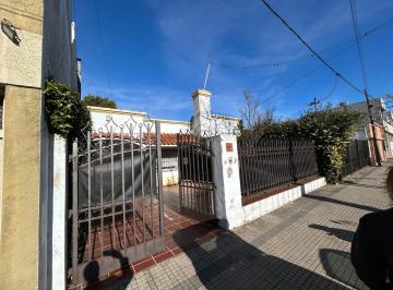 Casa de 3 ambientes, La Plata · Venta | Casa | 2 Dorm.| 33 E/ 15 y 16