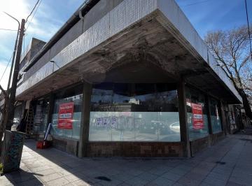 Local comercial · Alquiler Dos Locales en España y Moreno
