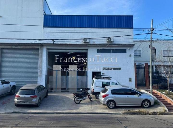 Bodega-Galpón · 500ha · 2 Ambientes
