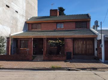 Casa de 5 ambientes, La Matanza · Excelente Casa de 5 Ambientes con Patio, Cochera y Quincho