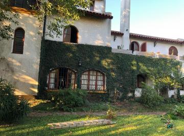 Quinta vacacional de 7 ambientes, Tigre · Imponente Casa Estilo Mediterranea en El Talar Sobre Lote de 3000 m