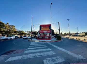 Casa de 8 ambientes, Córdoba · Vendo Local Vivienda en Exclusiva Esquina Zona Norte