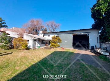 Bodega-Galpón de 3 ambientes, Lomas de Zamora · Bodega - Galpón con 212 m² Construidos en Lomas de Zamora en Venta