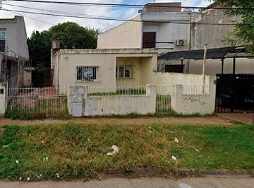 Casa de 4 ambientes, Morón · Castelar Norte - Venta - Casa 4 Ambientes