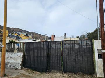 Terreno · Se Vende Lote en Barrio Malvinas