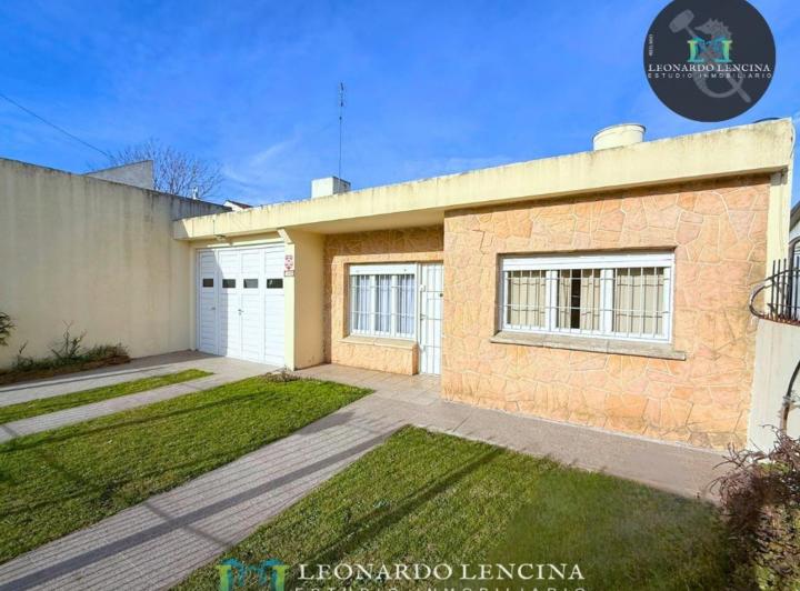 Casa · 149m² · 3 Ambientes · 3 Cocheras