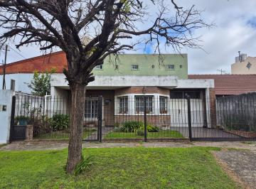 Casa de 5 ambientes, Lomas de Zamora · Casa en Dos Plantas