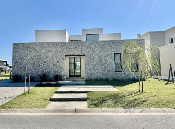 Casa · 260m² · 6 Ambientes · 2 Cocheras · Venta Casa Laguna 4 Dorm, Barrio Cerrado Santa Ana, Villanueva, Tigre