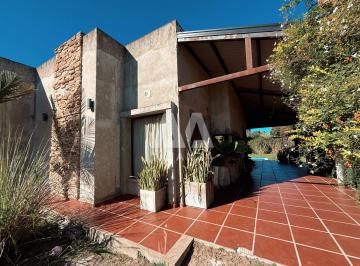 Quinta vacacional de 6 ambientes, San José del Rincón · Hermosa Oportunidad en Ruta 1