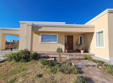 Casa de 6 ambientes, La Punta · Barrio Privado Villa Aguadita, Casa de 3 Dorm.