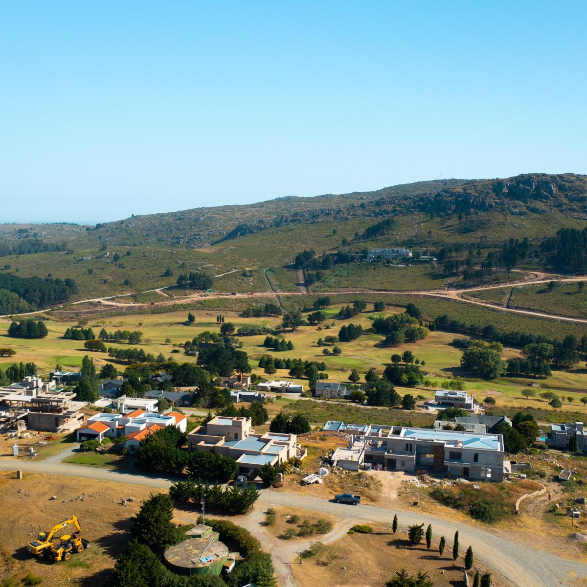 99 lotes en Altos Aires, desde 1800 a 4000m²