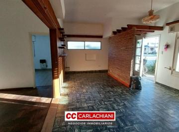 Casa · 185m² · 6 Ambientes · 1 Cochera · Casa - Las Rosas