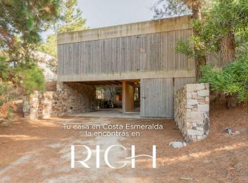 RIH-RIH-416_2 · Casa en Venta en Costa Esmeralda - Deportivo