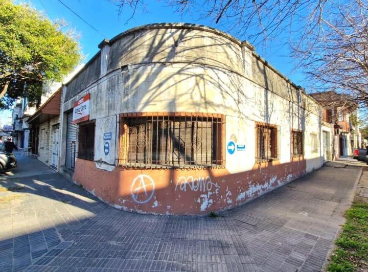 Local comercial · 168m² · 2 Ambientes · 2 Cocheras