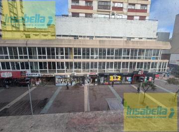 Oficina comercial · 160m² · 8 Ambientes · Oficina en Centro